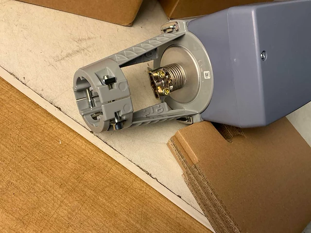 Siemens skd32.50? electrohydraulic actuator (2x) - afbeelding 6 van  9