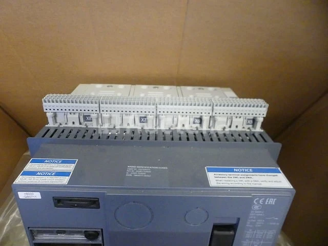Siemens stroomonderbreker - 3wa1110-2ae05-0aa0 - afbeelding 4 van  9