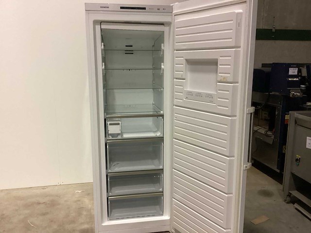 Siemens vriesdeur - afbeelding 1 van  1