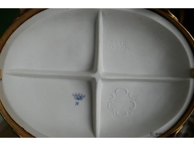 Sierbeeld in biscuit - afbeelding 2 van  2