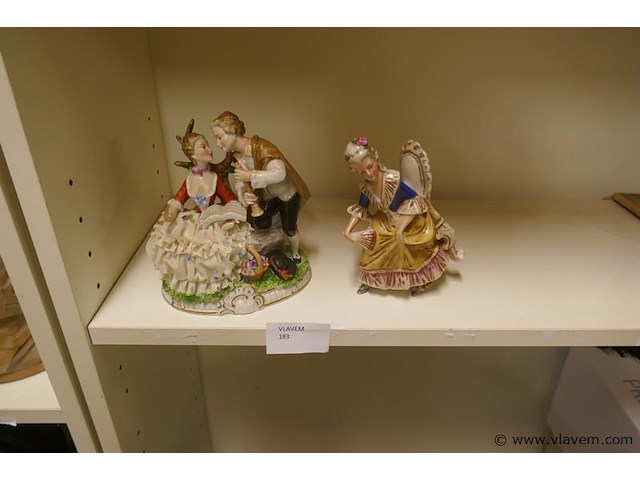 Sierbeelden - afbeelding 1 van  3