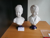 Sierbeeldjes in biscuit - afbeelding 1 van  1