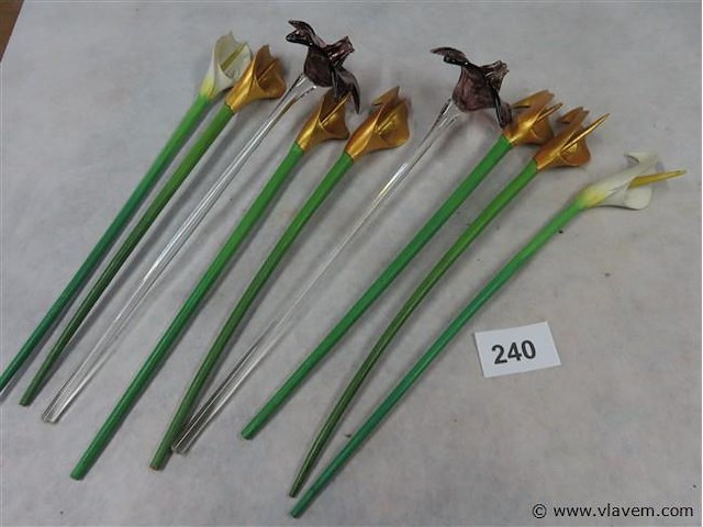 Sierbloemen, 2 uit glas - afbeelding 1 van  3