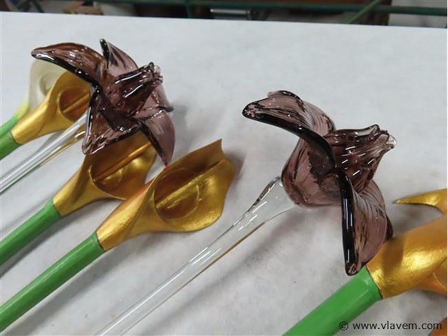 Sierbloemen, 2 uit glas - afbeelding 2 van  3