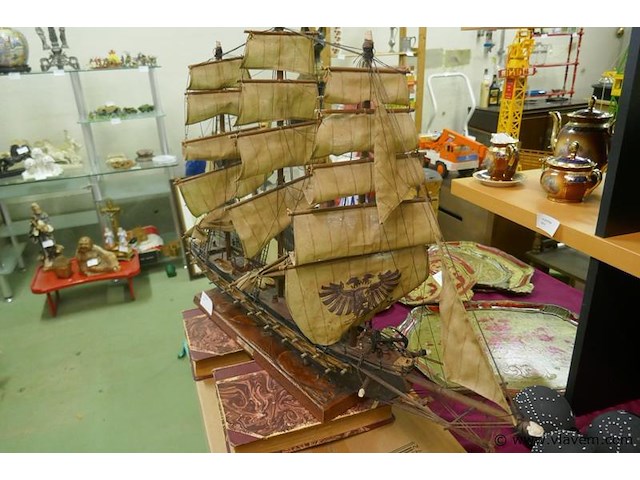 Sierboot - afbeelding 1 van  4