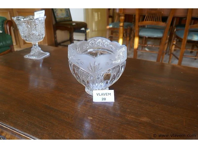 Sierpot in glas - afbeelding 1 van  2