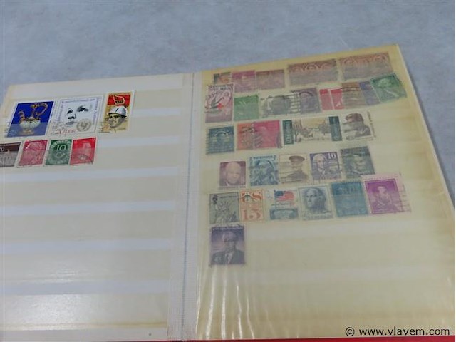 Sigarenbandjes en postzegels - afbeelding 5 van  5