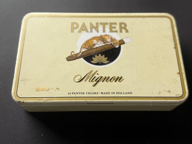 Sigarendoosje met diverse munten - afbeelding 2 van  5