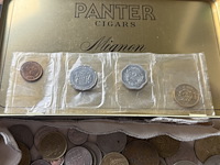 Sigarendoosje met diverse munten - afbeelding 5 van  5