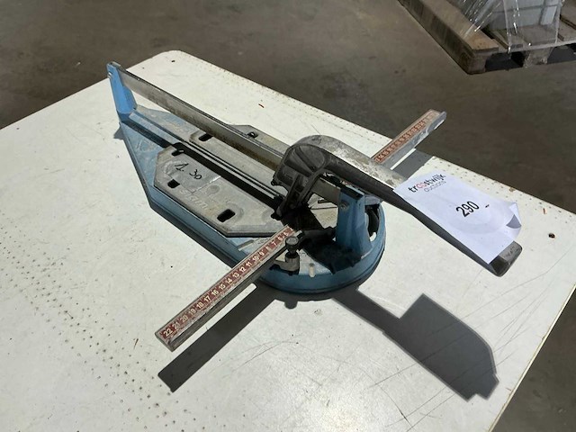 Sigma tegelsnijder - afbeelding 2 van  3