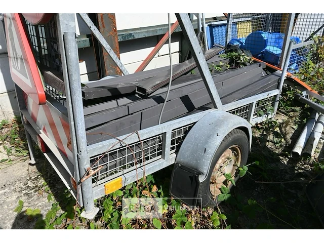 Signalisatie-aanhangwagen - afbeelding 3 van  5
