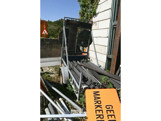 Signalisatie-aanhangwagen - afbeelding 4 van  5