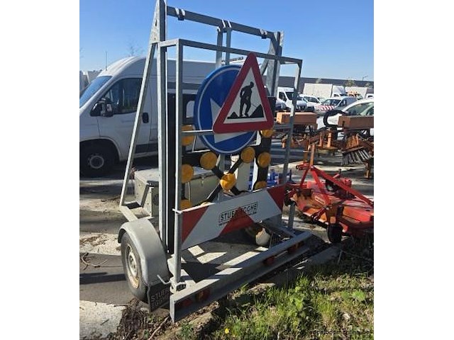 Signalisatiewagen steur-egghe lp 15 - afbeelding 1 van  4
