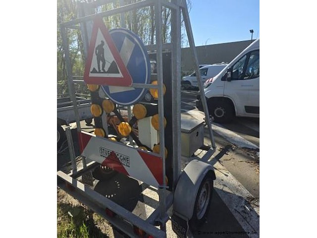 Signalisatiewagen steur-egghe lp 15 - afbeelding 2 van  4