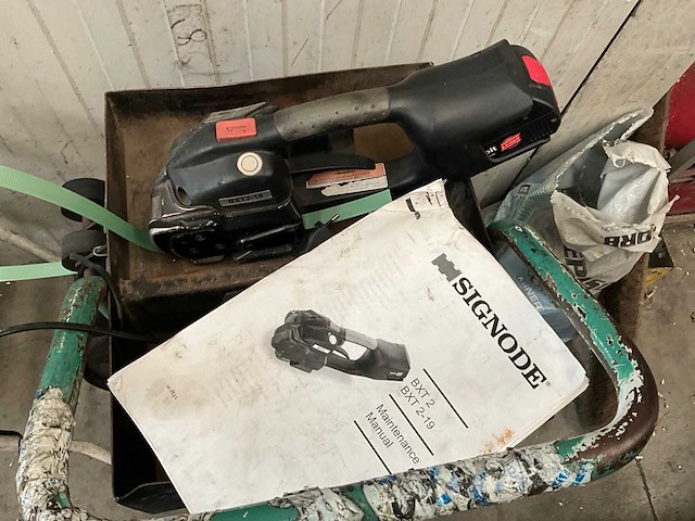 Signode bxt2-19 accu strapmachine met lint - afbeelding 3 van  4