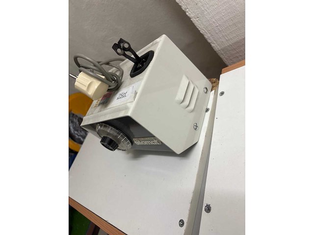 Silamat tandarts apparatuur - afbeelding 3 van  6