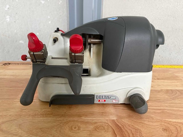 Silca delta 2000 sa sleutel kopieerapparaat - afbeelding 6 van  9