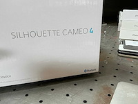 Silhouette cameo4 snijplotter - afbeelding 2 van  2