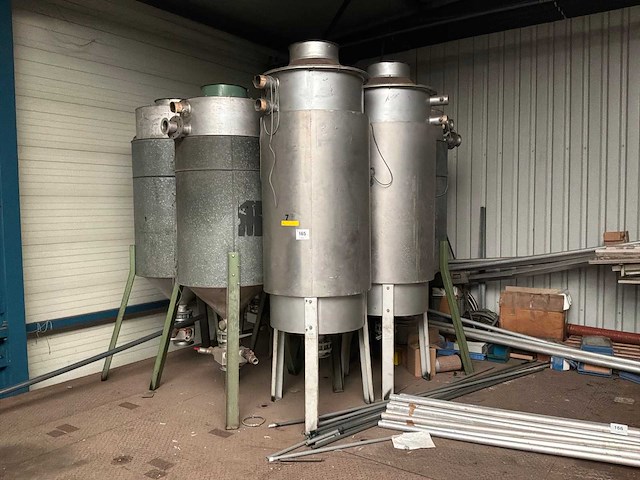 Silo (10x) - afbeelding 1 van  5