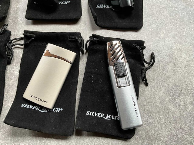 Silver match diverse luxe aanstekers met hoesje (6x) - afbeelding 4 van  5