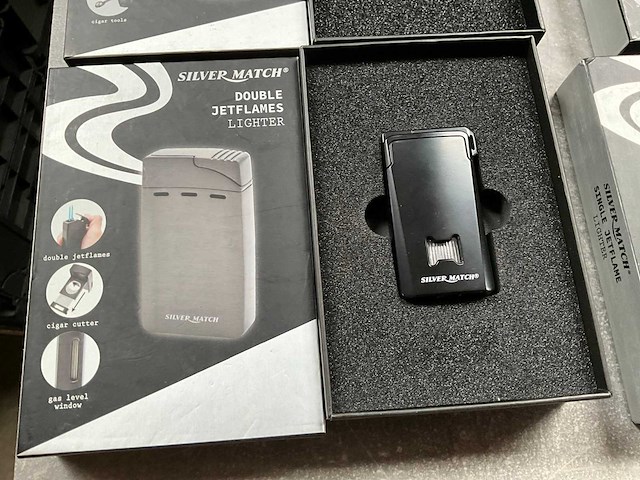 Silver match luxe aansteker in verpakking (4x) - afbeelding 4 van  5