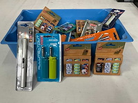 Silver match & prof mix kavel diverse aanstekers - afbeelding 1 van  5