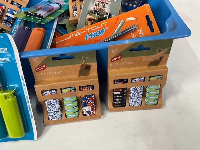 Silver match & prof mix kavel diverse aanstekers - afbeelding 3 van  5