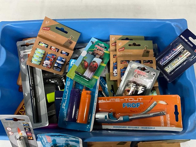 Silver match & prof mix kavel diverse aanstekers - afbeelding 4 van  5