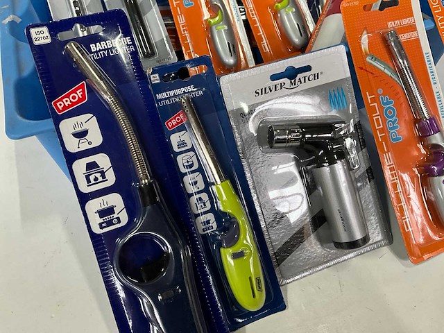 Silver match & prof mix kavel diverse aanstekers - afbeelding 2 van  5