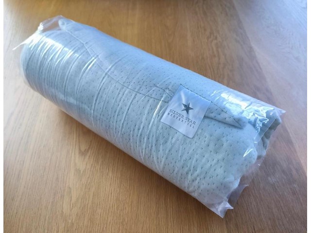 Silver star nekkussen bamboo maat : 40x60 - afbeelding 1 van  3