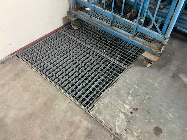 Sima verfspuitcabine - afbeelding 2 van  20