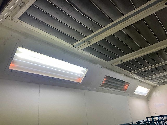 Sima verfspuitcabine - afbeelding 17 van  20