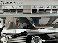Simonelli appia 2 professionele koffiemachine - afbeelding 2 van  5