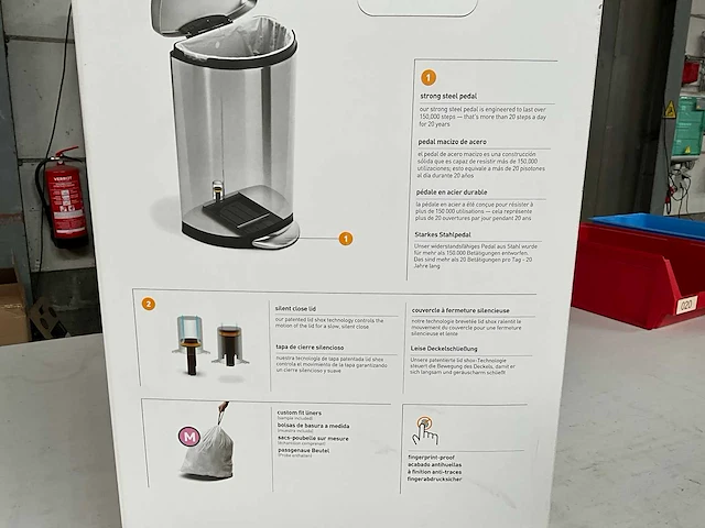 Simplehuman half ronde afvalbak roestvrij staal 40 liter - afbeelding 6 van  7