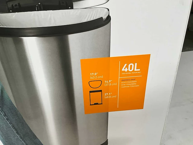 Simplehuman half ronde afvalbak roestvrij staal 40 liter - afbeelding 2 van  6