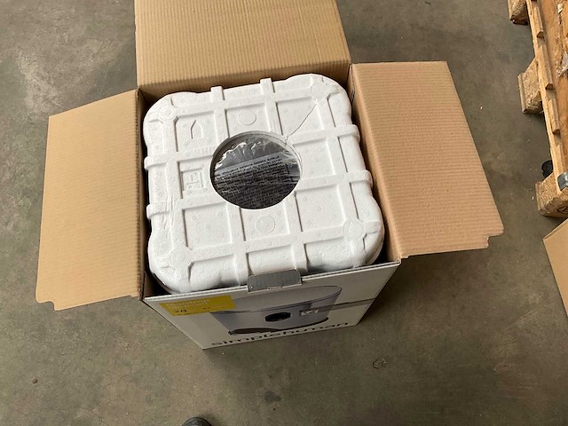 Simplehuman pedaalemmer 20 liter - afbeelding 2 van  2