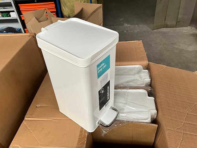 Simplehuman profile step pedaalemmer 6 liter (6x) - afbeelding 2 van  9