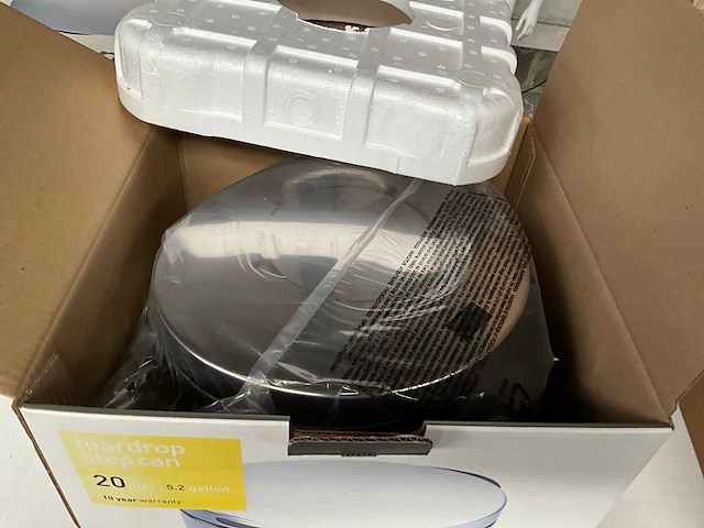 Simplehuman prullenbak met voetpedaal 20 liter (2x) - afbeelding 6 van  6