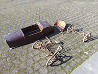 Simplex - mercedes - trapauto - voertuig - trapauto - afbeelding 5 van  8