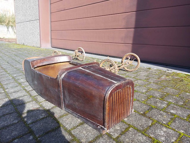 Simplex - mercedes - trapauto - voertuig - trapauto - afbeelding 12 van  13