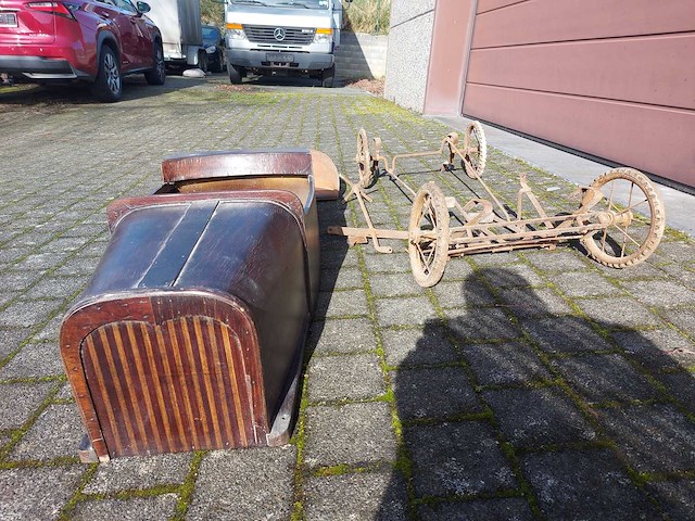 Simplex - mercedes - trapauto - voertuig - trapauto - afbeelding 13 van  13