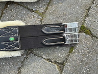 Singel leder met buiklap schapenvacht paarden (2x) - afbeelding 2 van  6