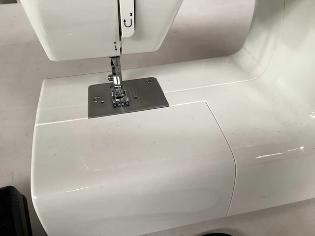 Singer 2259 naaimachine - afbeelding 3 van  7