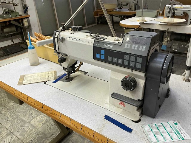 Singer 691-d250-gdxs-3000 naaimachine - afbeelding 4 van  5