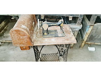 Singer antieke naaimachine - afbeelding 1 van  9