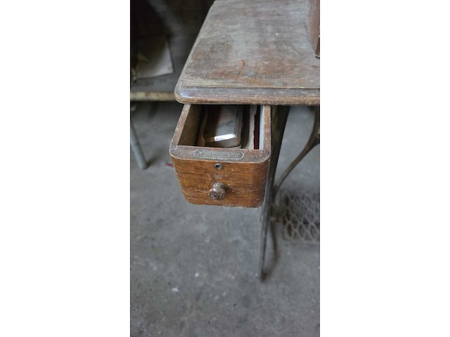 Singer antieke naaimachine - afbeelding 9 van  18