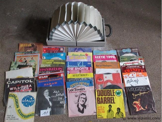 Singles - afbeelding 1 van  1