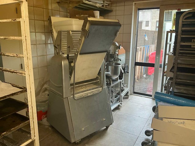 Sinmag sm-520e deeguitrolmachine - afbeelding 1 van  4
