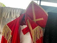 Sinterklaas en zwarte pietenpak - afbeelding 9 van  12