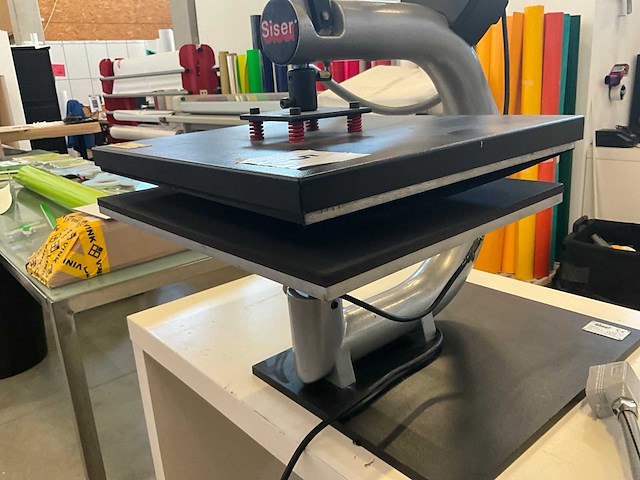 Sisser tas-one textieldrukmachine - afbeelding 7 van  10